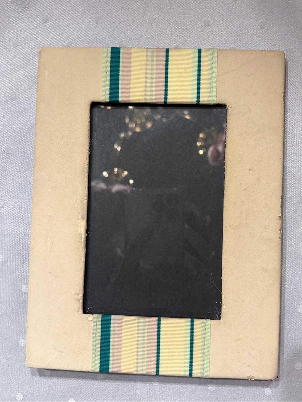 Liz Claiborne Striped Accent Beige Picture Frame!